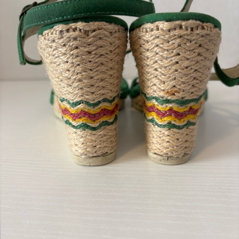 Candie's | Vibrant Green Wedge Sandals | Size 10M - Picture 2 of 5